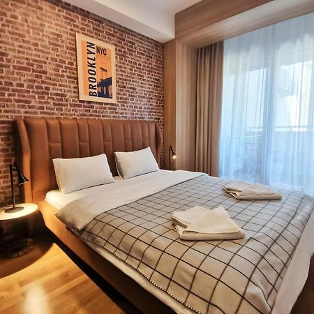 Cozy One-Bedroom Apartment At Ljubovic Park Podgorica Bagian luar foto