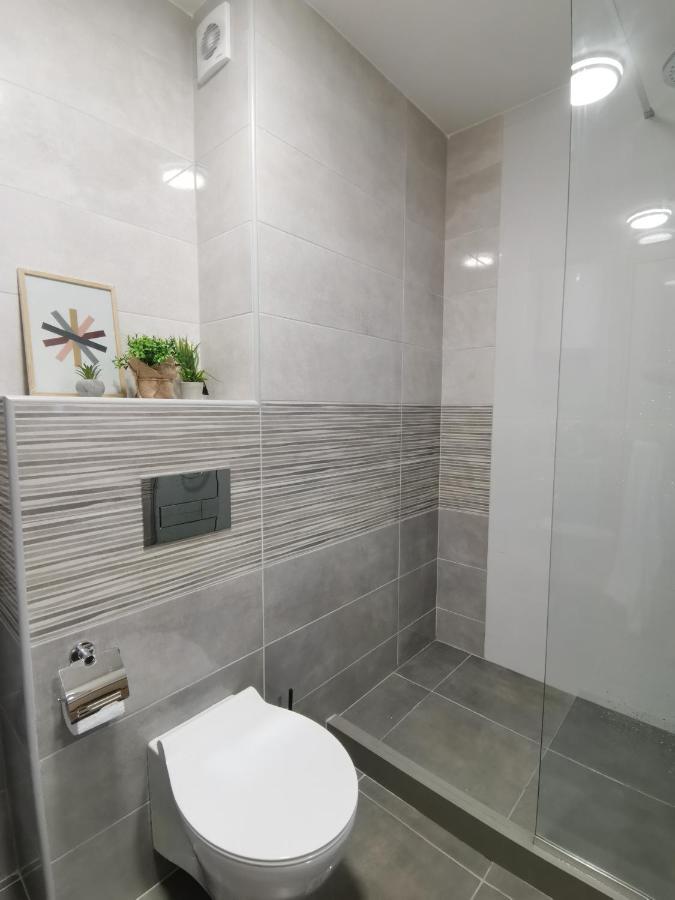 Cozy One-Bedroom Apartment At Ljubovic Park Podgorica Bagian luar foto