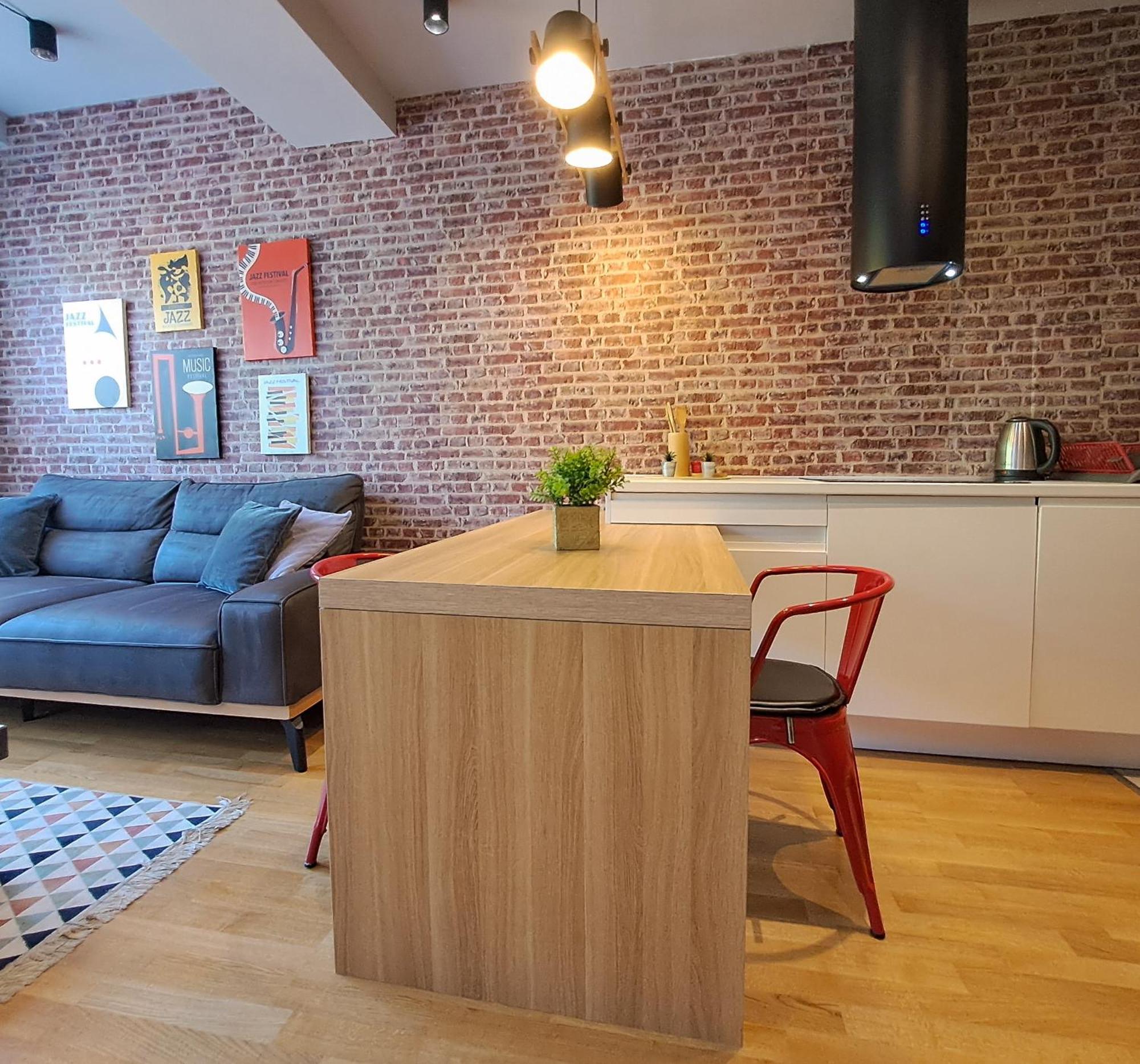 Cozy One-Bedroom Apartment At Ljubovic Park Podgorica Bagian luar foto